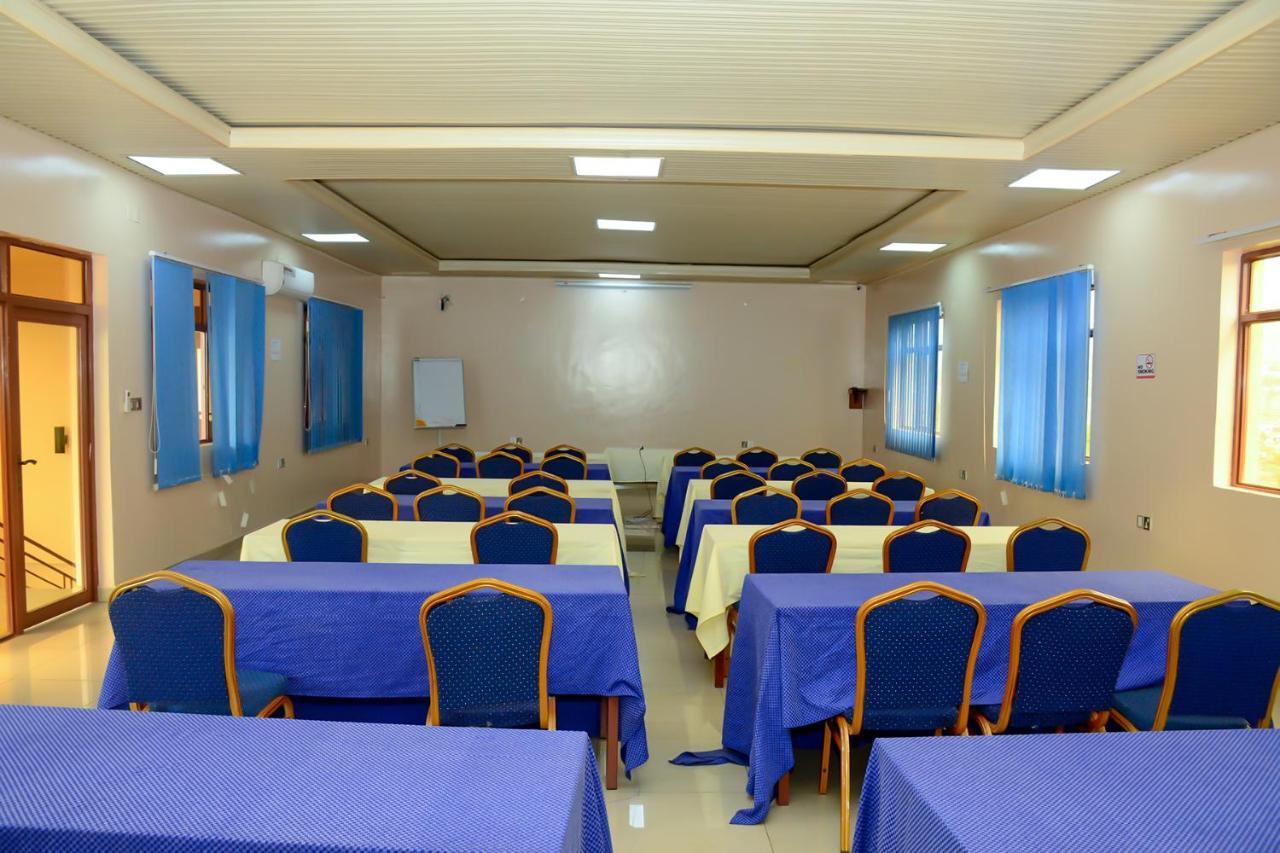 Kim Hotel Кигали Экстерьер фото