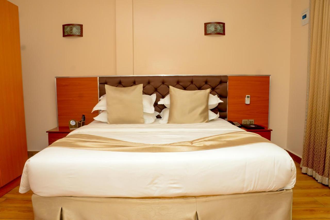 Kim Hotel Кигали Экстерьер фото