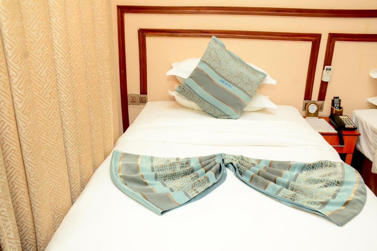 Kim Hotel Кигали Экстерьер фото